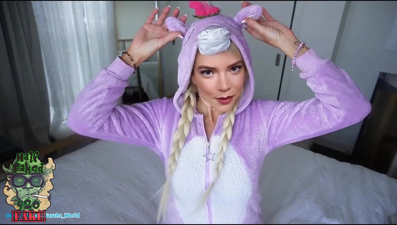 Anya Taylor-Joy - Virtual Handjob | PREVIEW (17:46) | FAKE - Deepfades